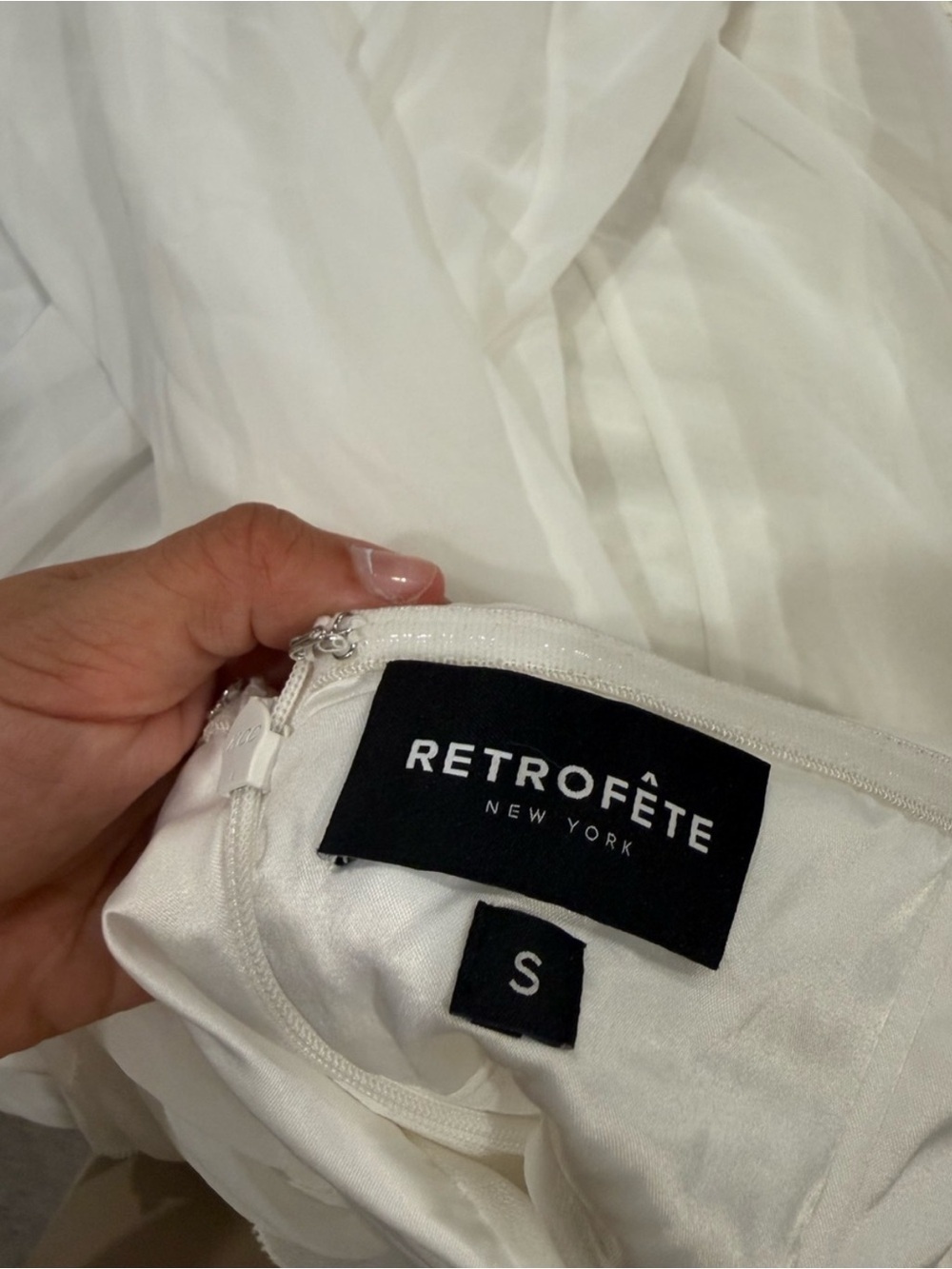 Unique Retrofete White Dress 1/1 Sample Size S - Picture 3 of 4